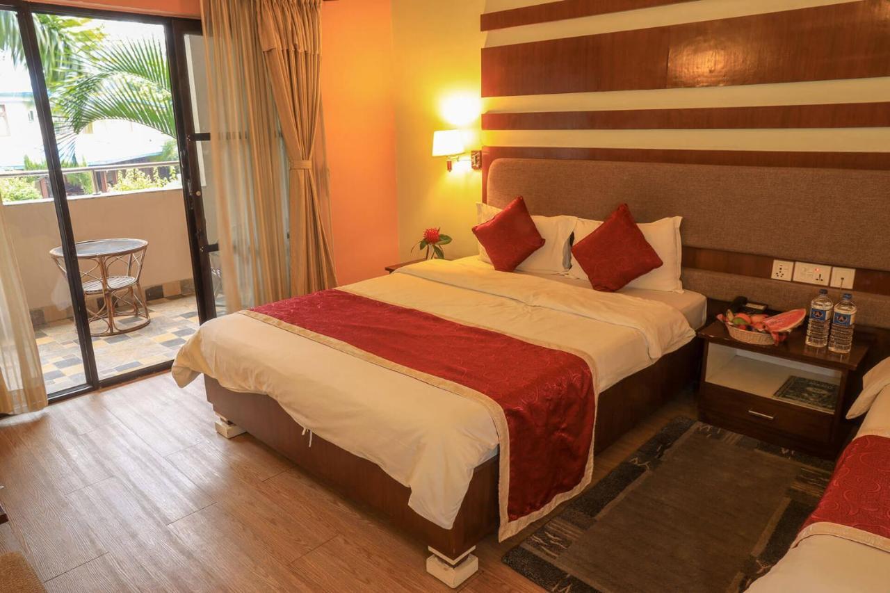 Bharatpur Garden Resort Buitenkant foto