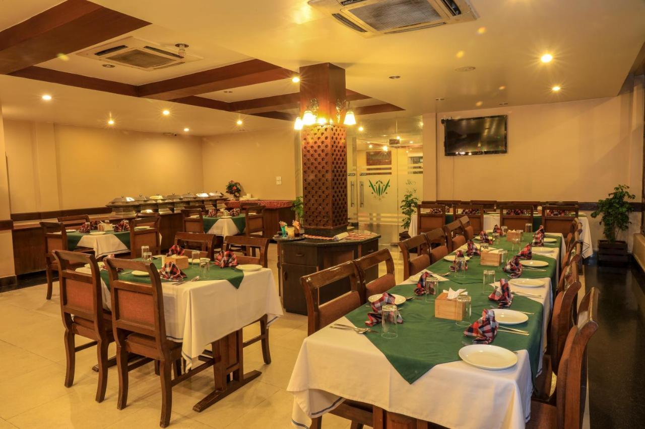 Bharatpur Garden Resort Buitenkant foto